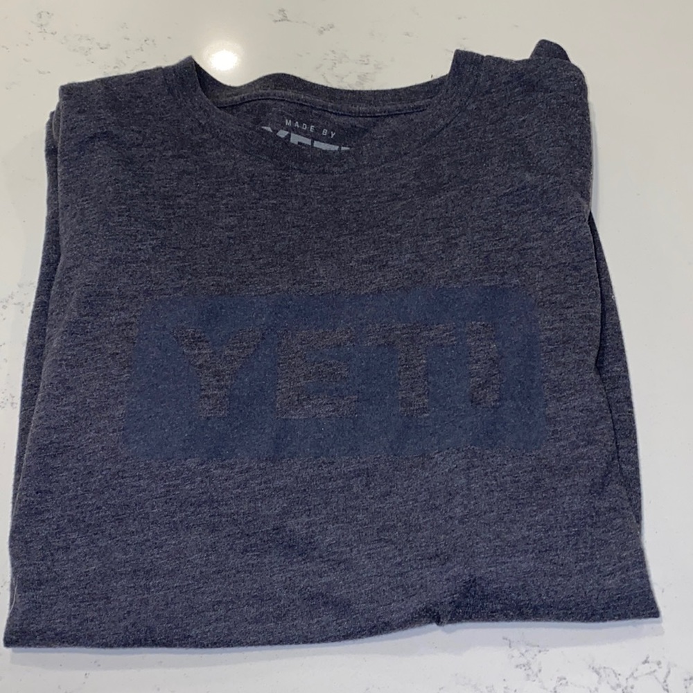 Yeti T-Shirt Size Small